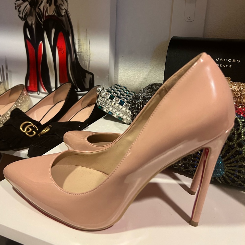 stiletto   heels